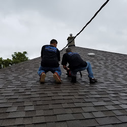 Gallery: Chicago Roofing Solutions Crew